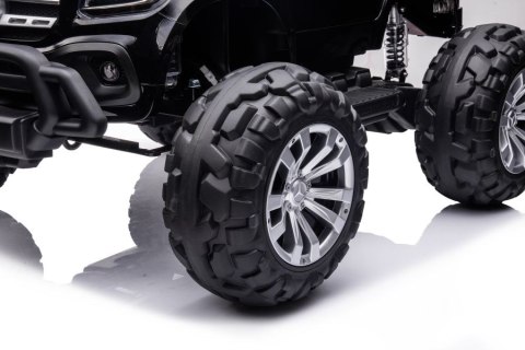 Auto Na Akumulator Mercedes DK-MT950 4x4 Czarny Lakierowany Auto Na Akumulator Mercedes DK-MT950 4x4 Czarny Lakierowany