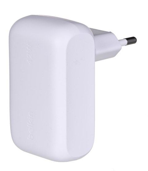 Ładowarka Belkin BoostCharge Dual USB-C + USB-A Wall Charger 42W White Ładowarka Belkin BoostCharge Dual USB-C + USB-A Wall Charger 42W White