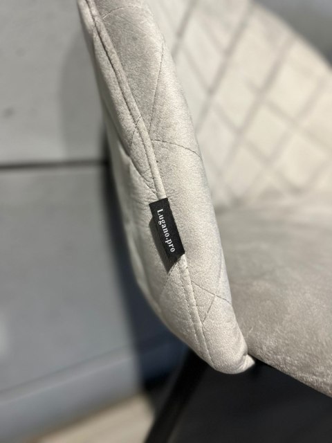 Krzesło tapicerowane GLORIA DIAMOND GREY VELVET OUTLET Krzesło tapicerowane GLORIA DIAMOND GREY VELVET OUTLET