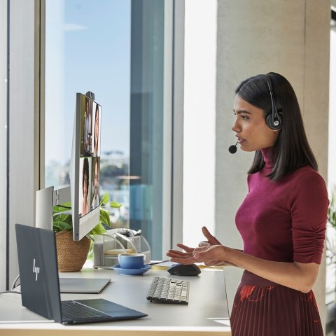 HP EliteOne 870 G9 AIO i5-13600 27"FHD IPS AG 250 nits 16GB DDR5 4800 SSD512 Intel UHD Graphics 770 W11Pro 3Y OnSite Silver HP EliteOne 870 G9 AIO i5-13600 27"FHD IPS AG 250 nits 16GB DDR5 4800 SSD512 Intel UHD Graphics 770 W11Pro 3Y OnSite Silver