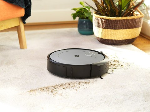 Robot sprzątający iRobot Roomba i1+ (i1556) Robot sprzątający iRobot Roomba i1+ (i1556)