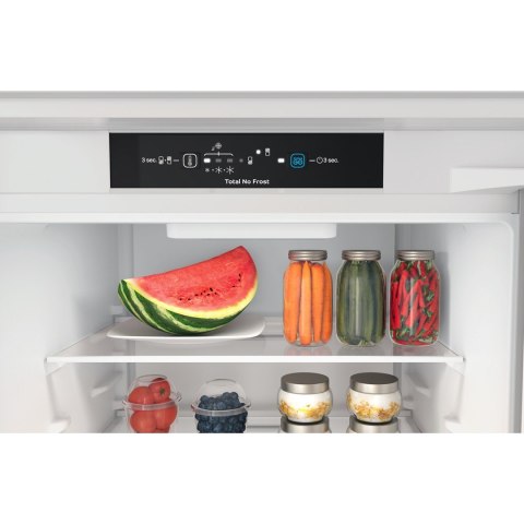 Chłodziarko-zamrażarka INDESIT INC18 T311 Chłodziarko-zamrażarka INDESIT INC18 T311